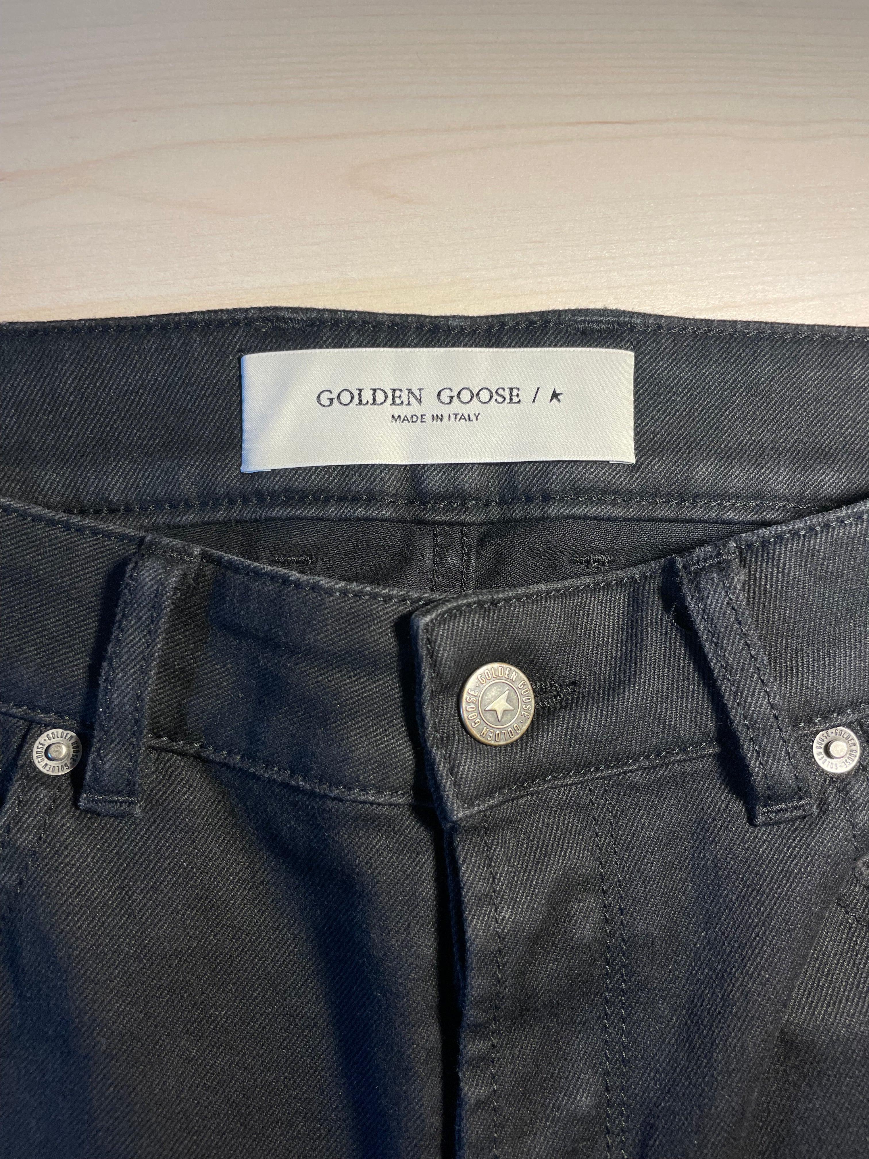 Jeans Golden Goose con patch neri