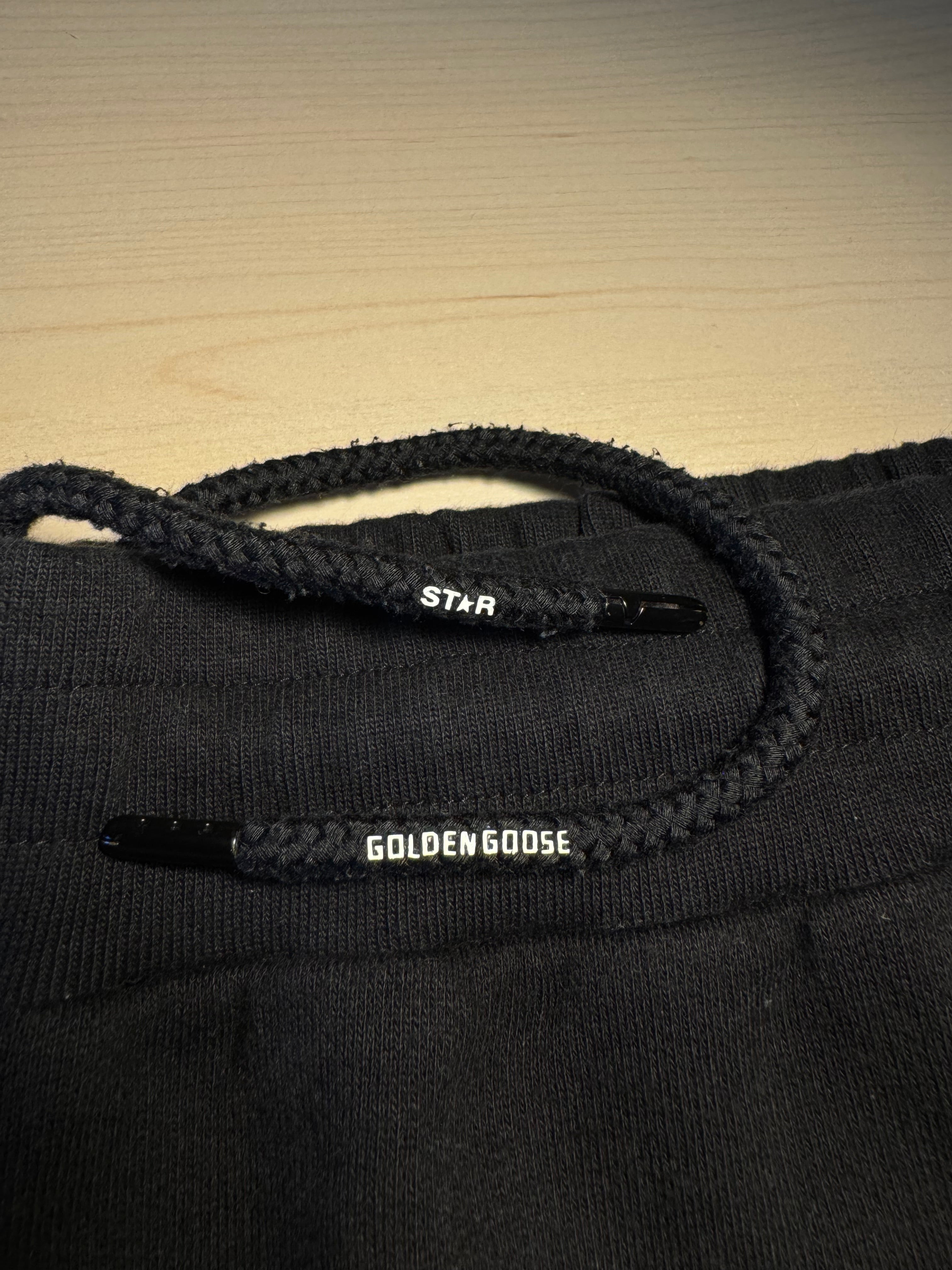 Pantaloncini Golden Goose neri stelle bianche