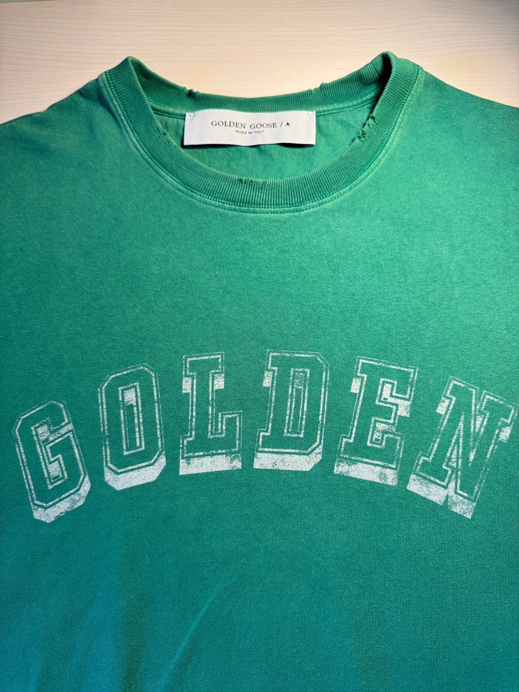 Maglia Golden Goose verde scritta "Golden"