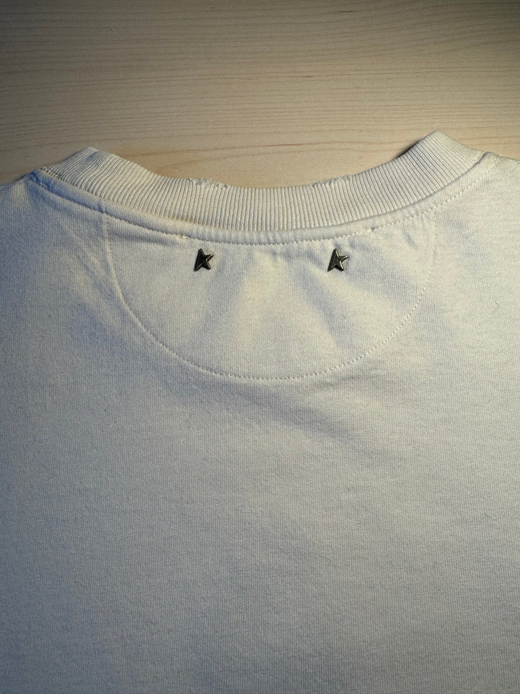 Maglia Golden Goose bianca con stampa a stella