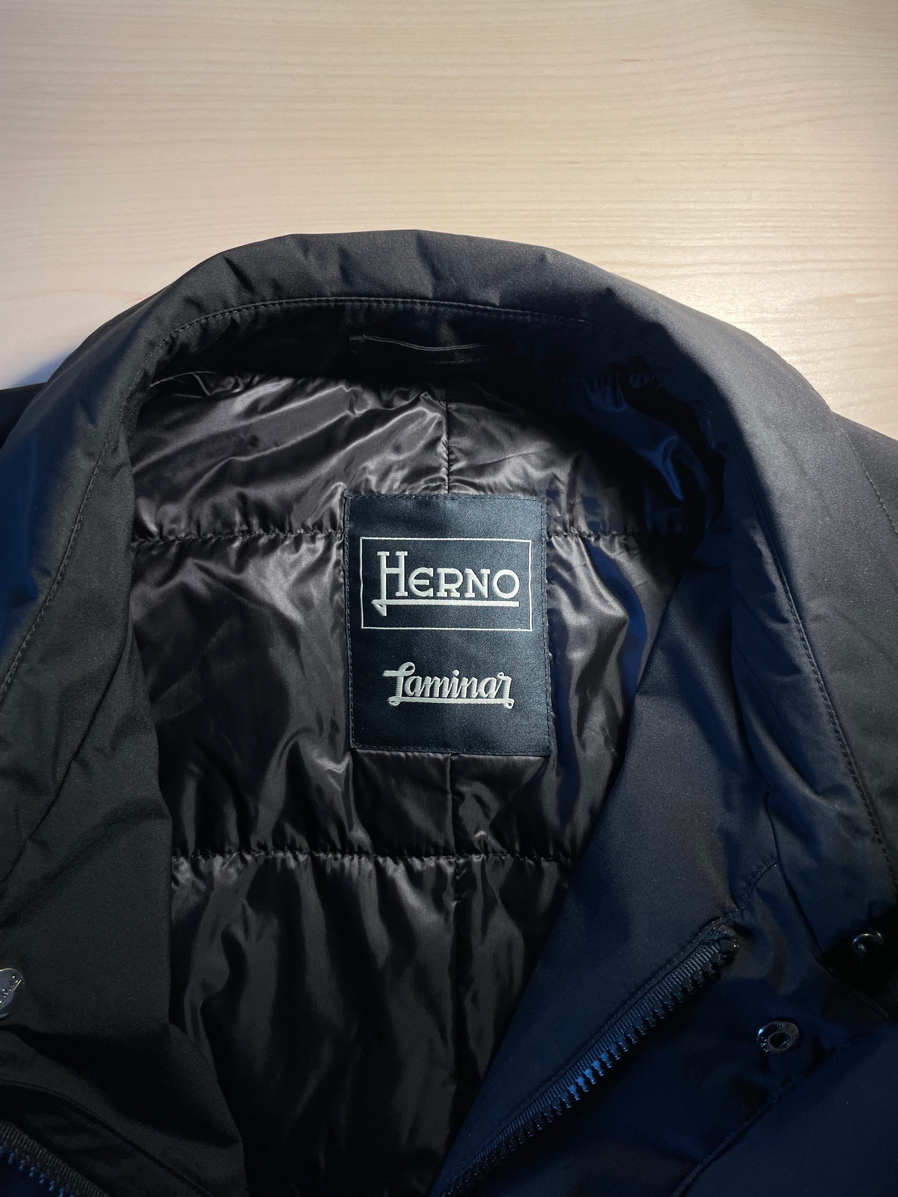 Giubbino Herno Laminar Gore-Tex nero