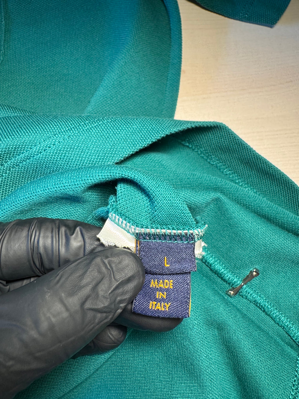 Maglia Louis Vuitton verde con taschino Damier