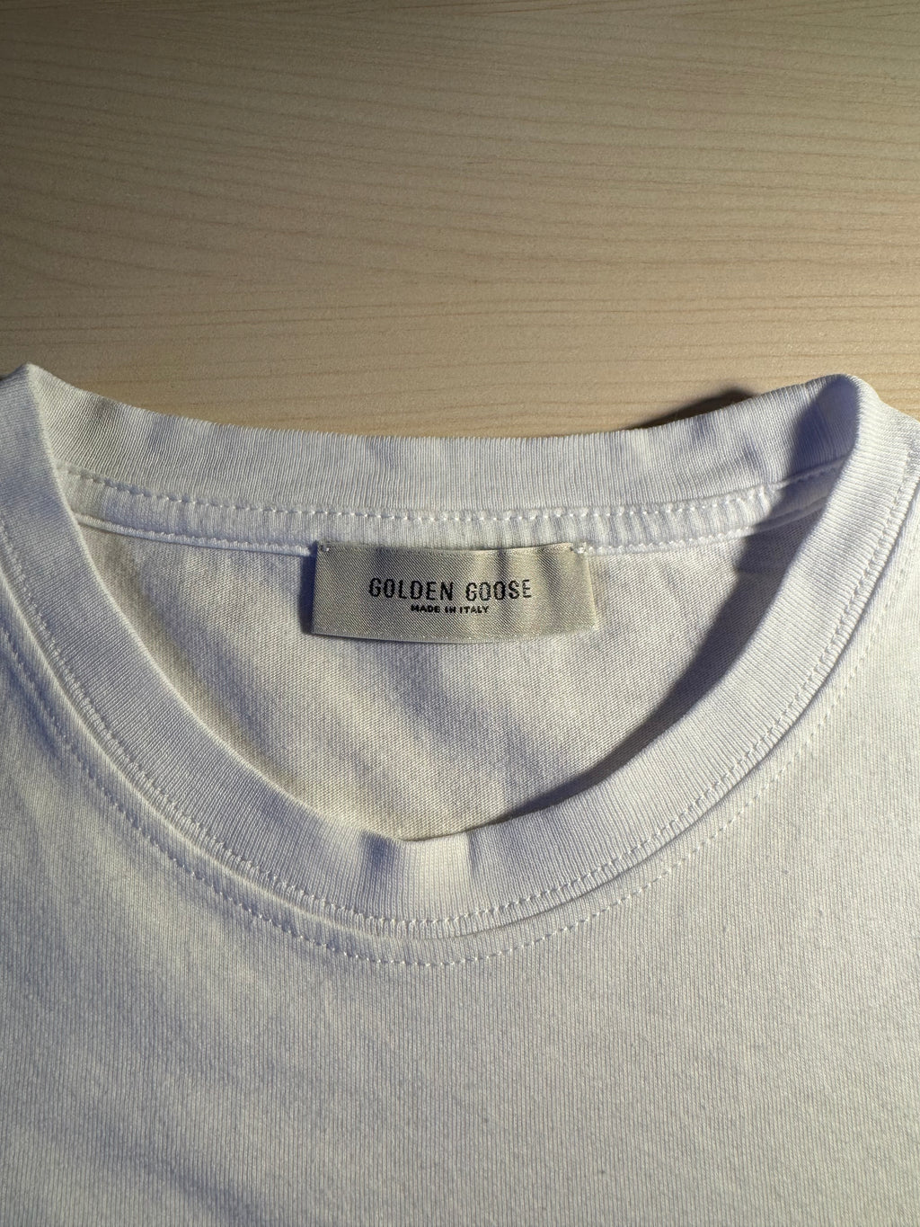 Maglia Golden Goose bianca scritta "Golden" multicolore