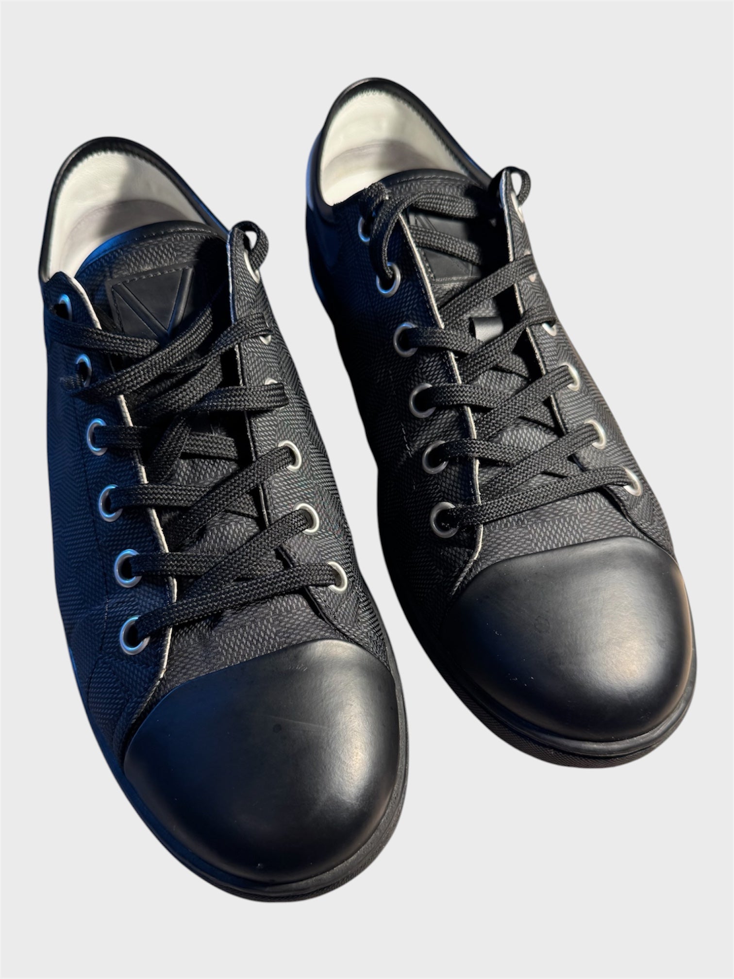 Sneakers Louis Vuitton nere