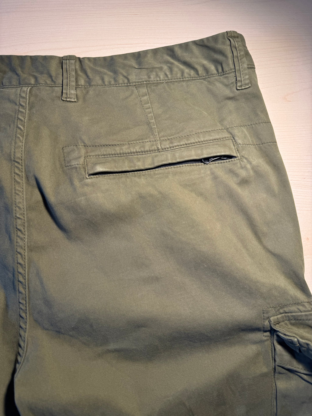Pantaloni Stone Island cargo verdi