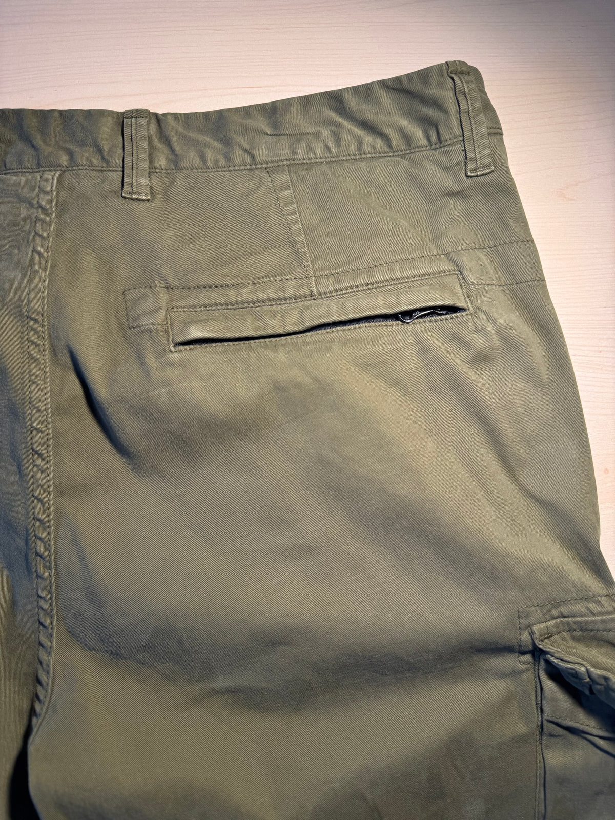 Pantaloni Stone Island cargo verdi