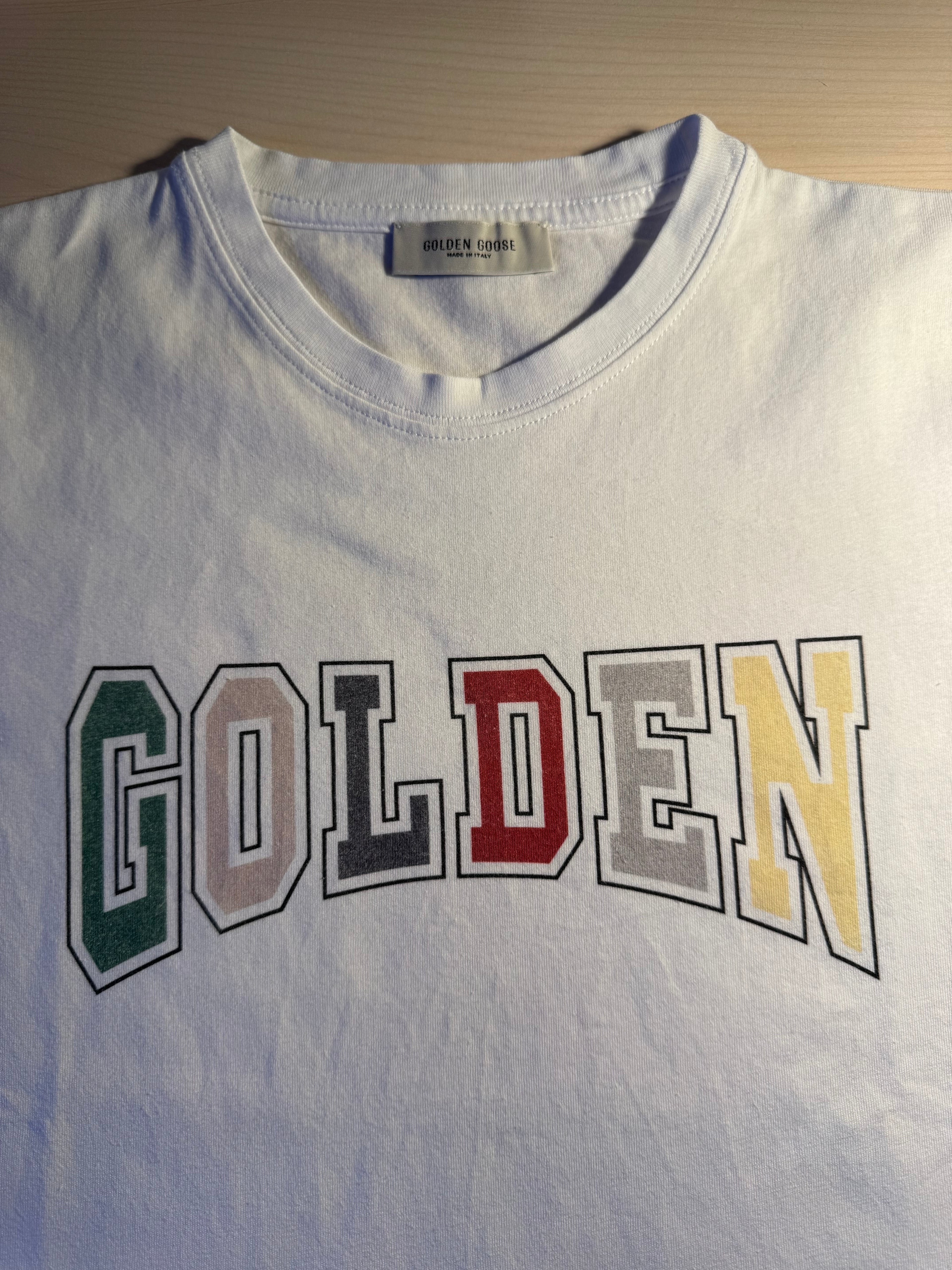 Maglia Golden Goose bianca scritta "Golden" multicolore