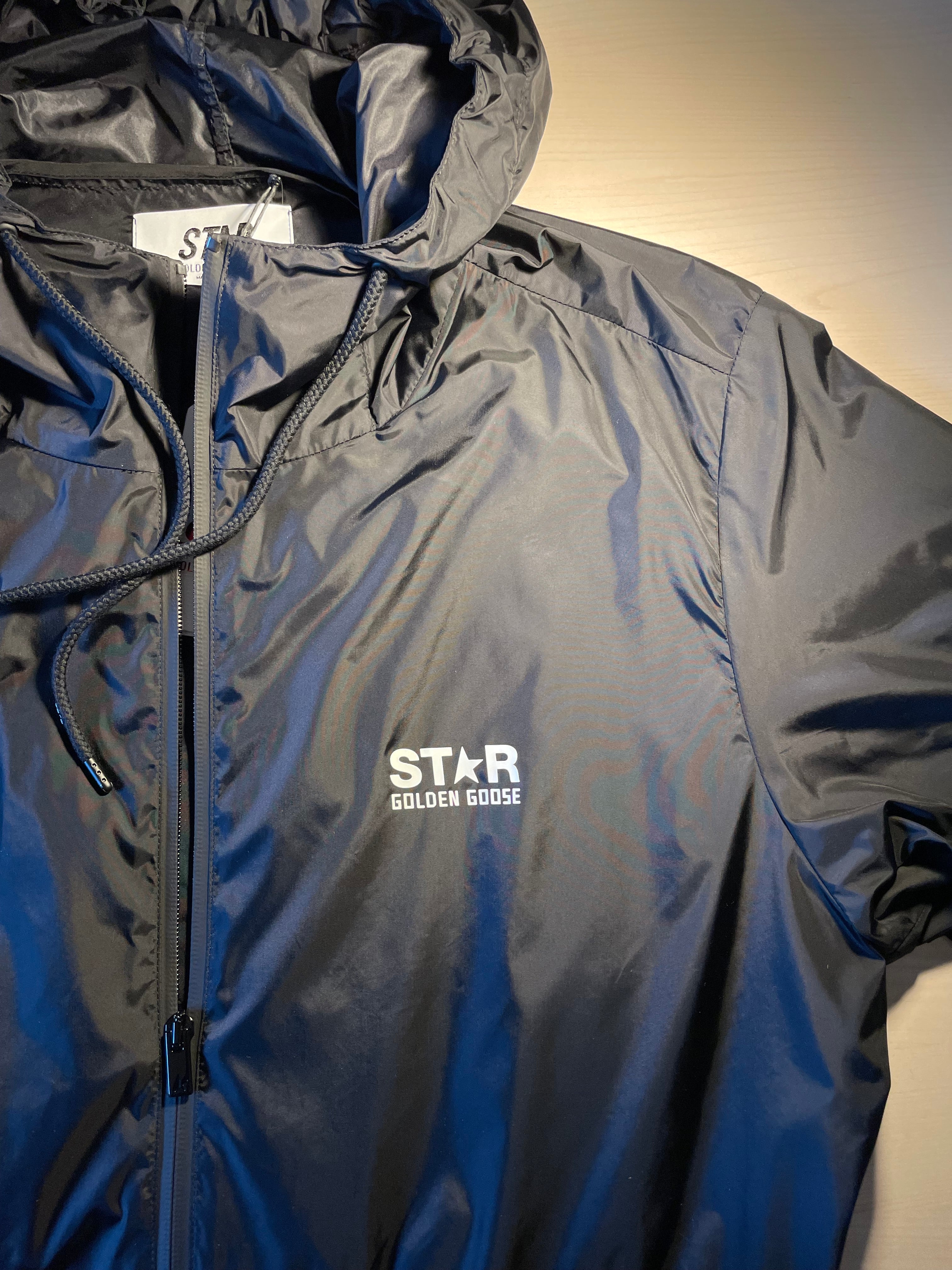 Giacca a vento Golden Goose star logo e stella bianchi nuova collezione