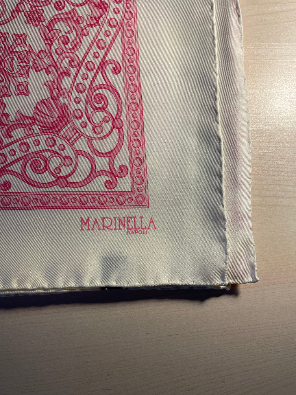 Foulard Marinella bianco e rosa 100% seta