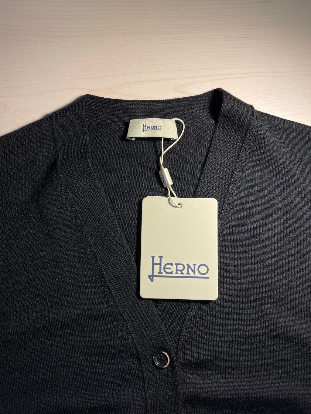Cardigan Herno nero nuovo