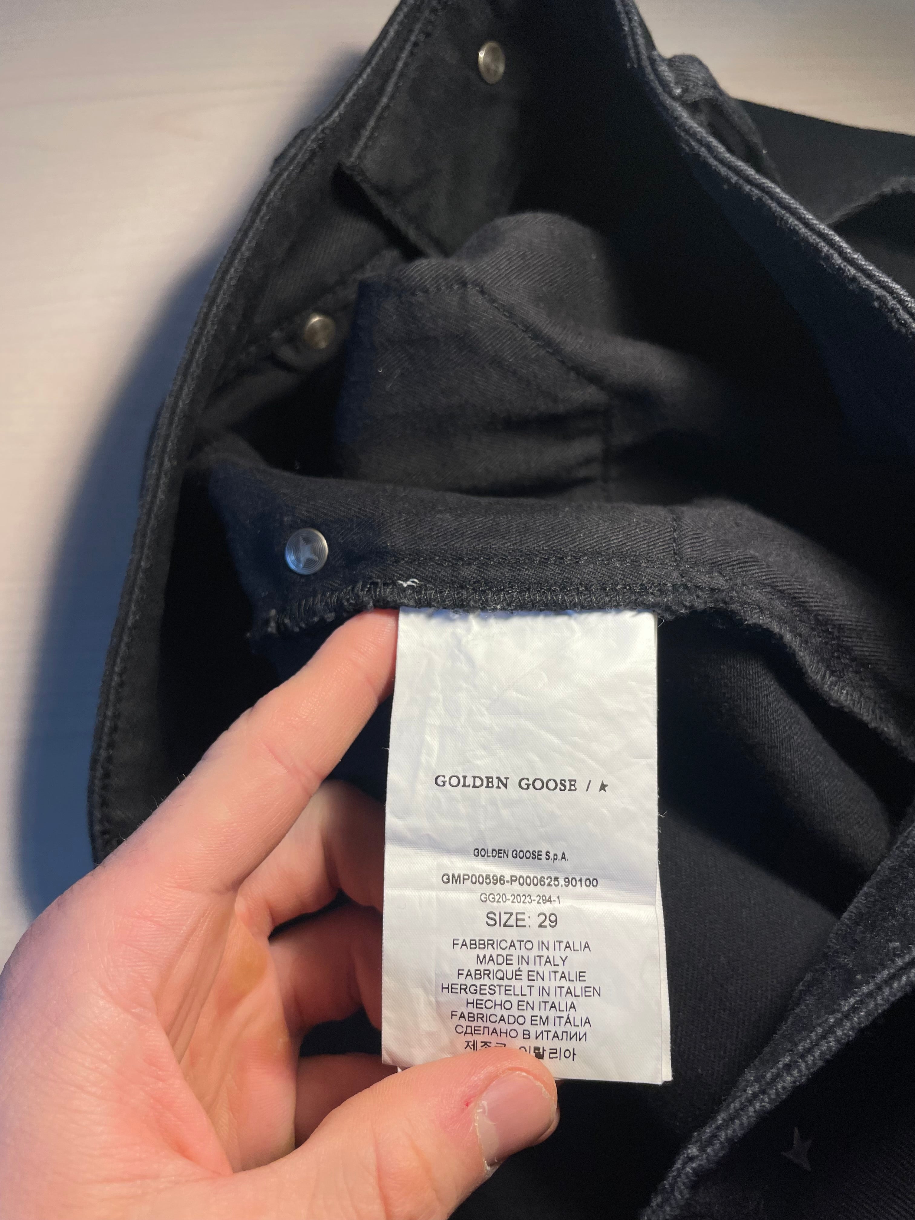 Jeans Golden Goose con patch neri