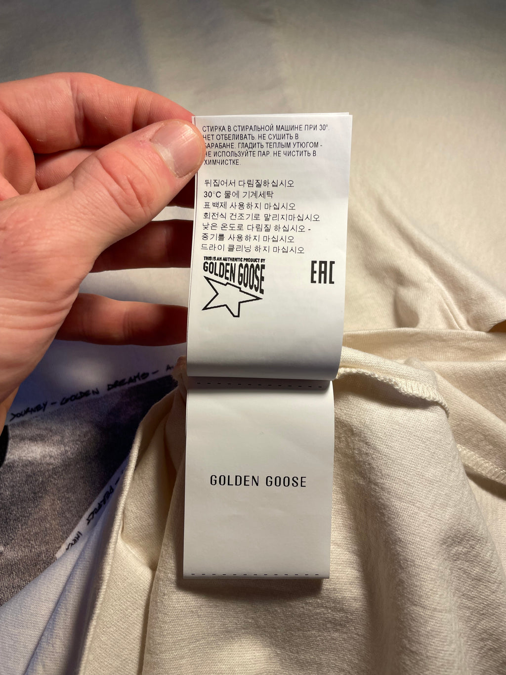 Maglia Golden Goose bianca con stampa a stella