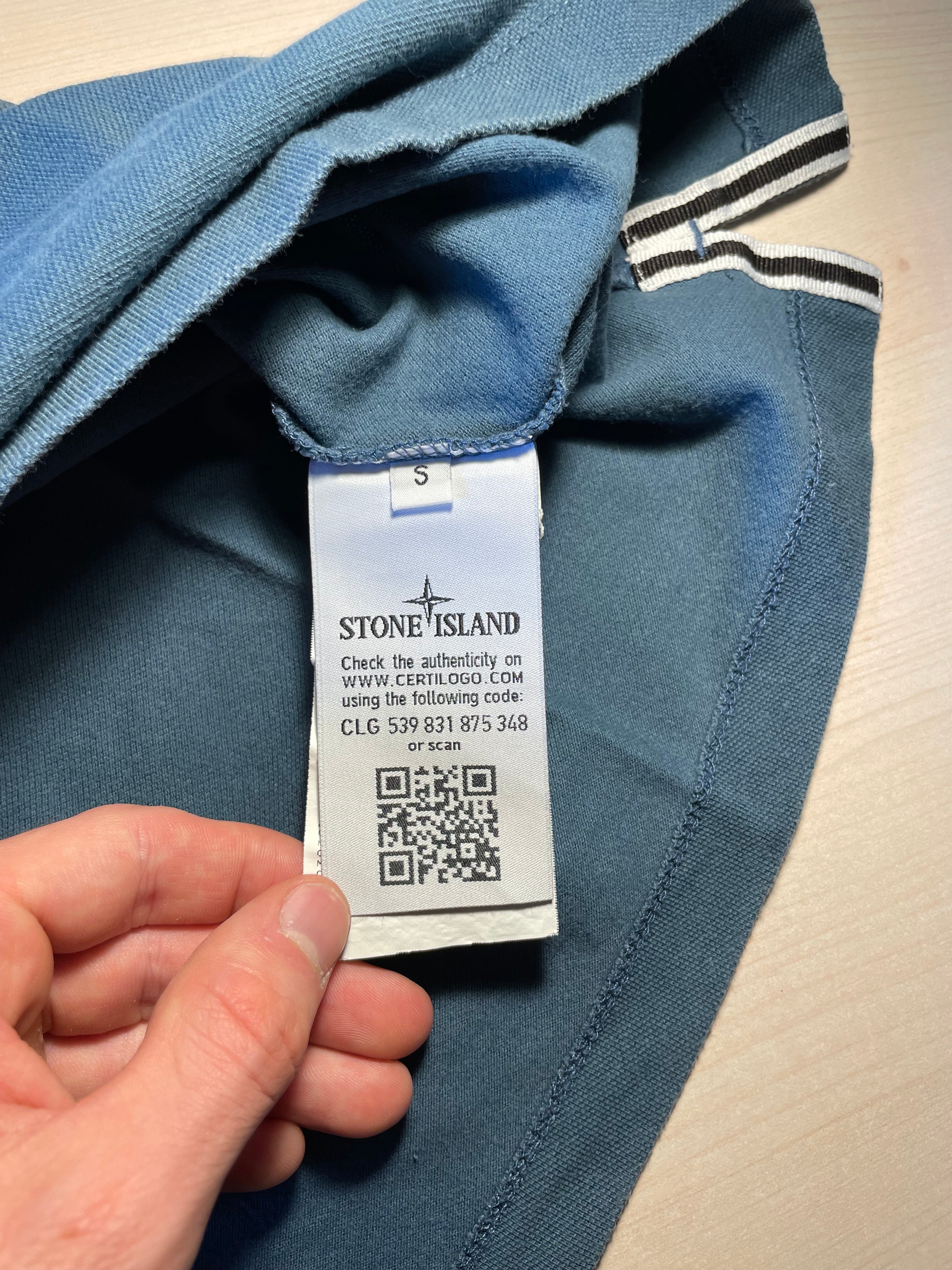 Polo Stone Island azzurra
