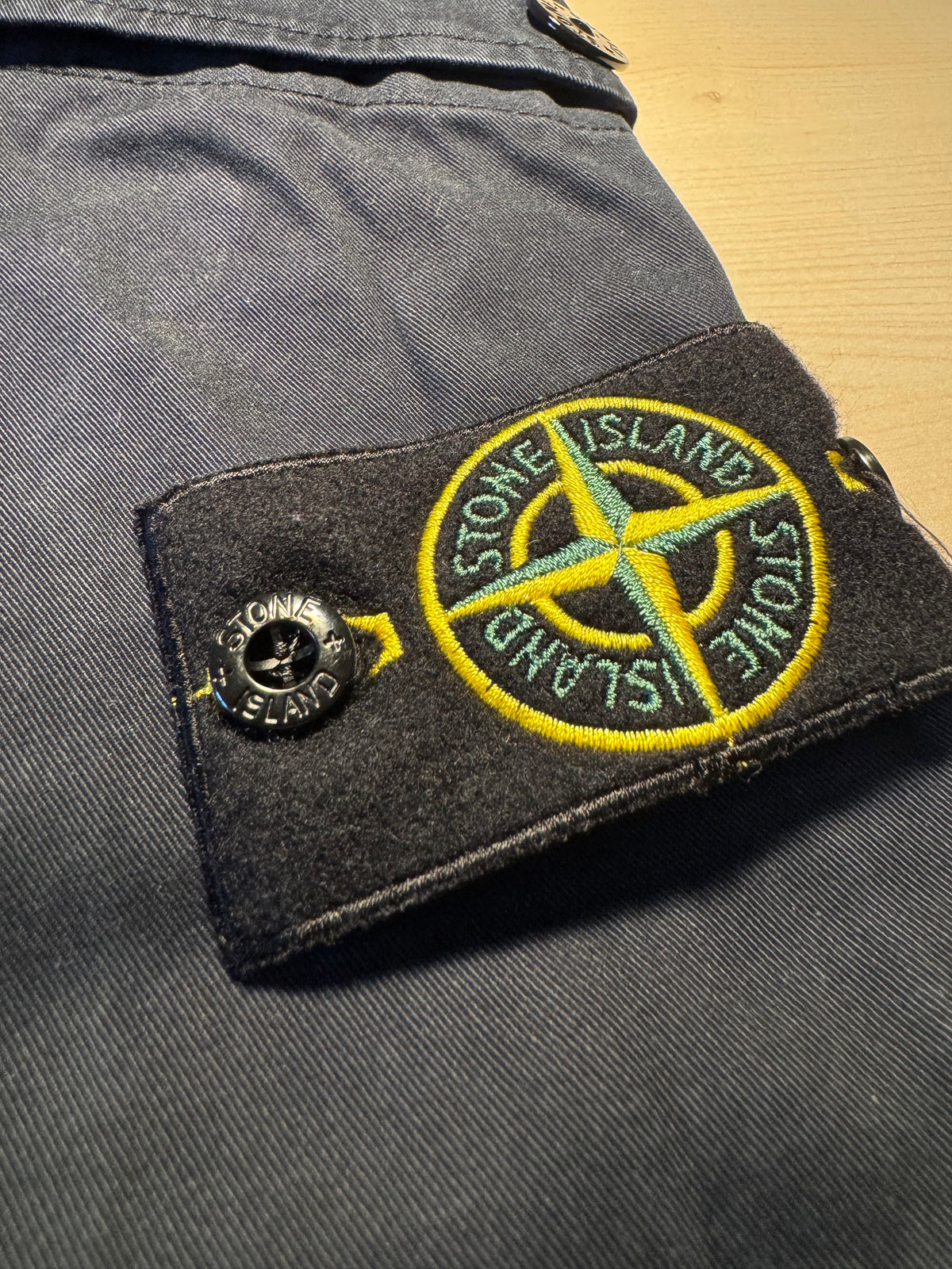 Pantaloni Stone Island cargo blu