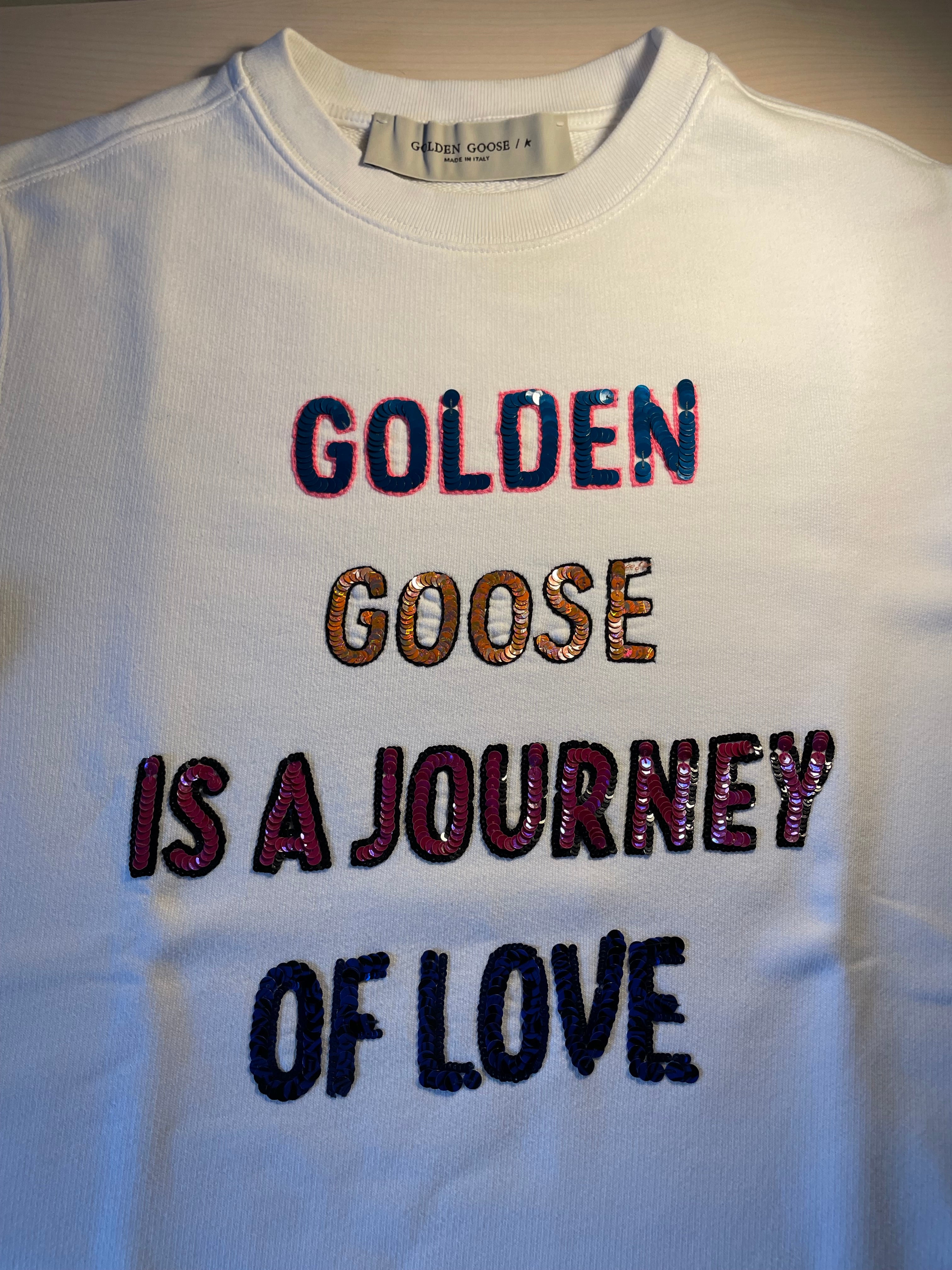 Felpa Golden Goose bianca "Is a Journey of Love" con paillettes
