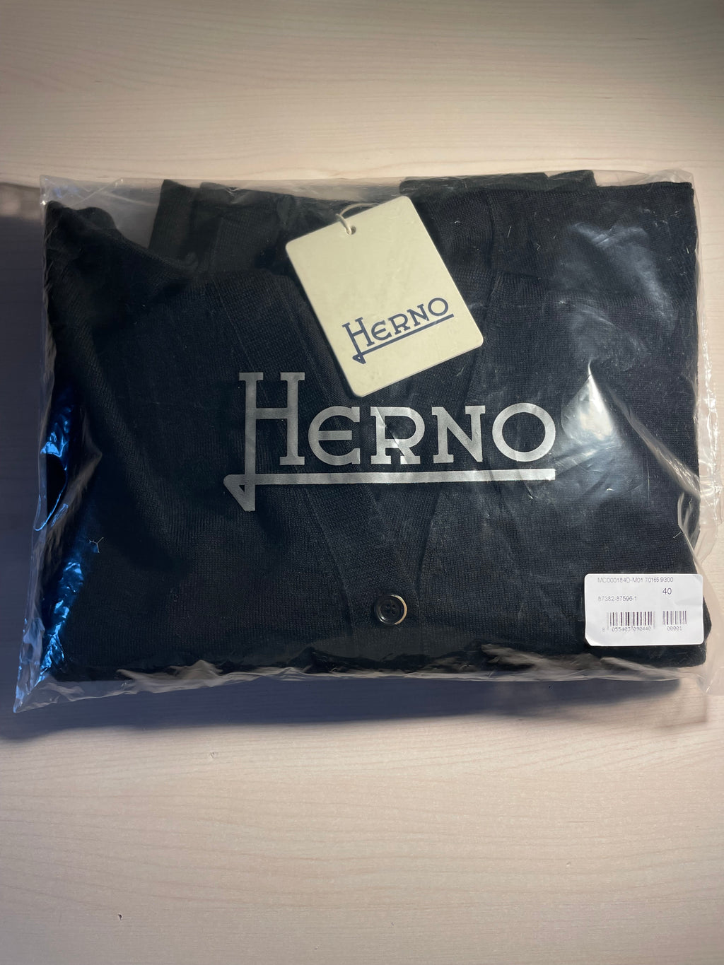 Cardigan Herno nero nuovo