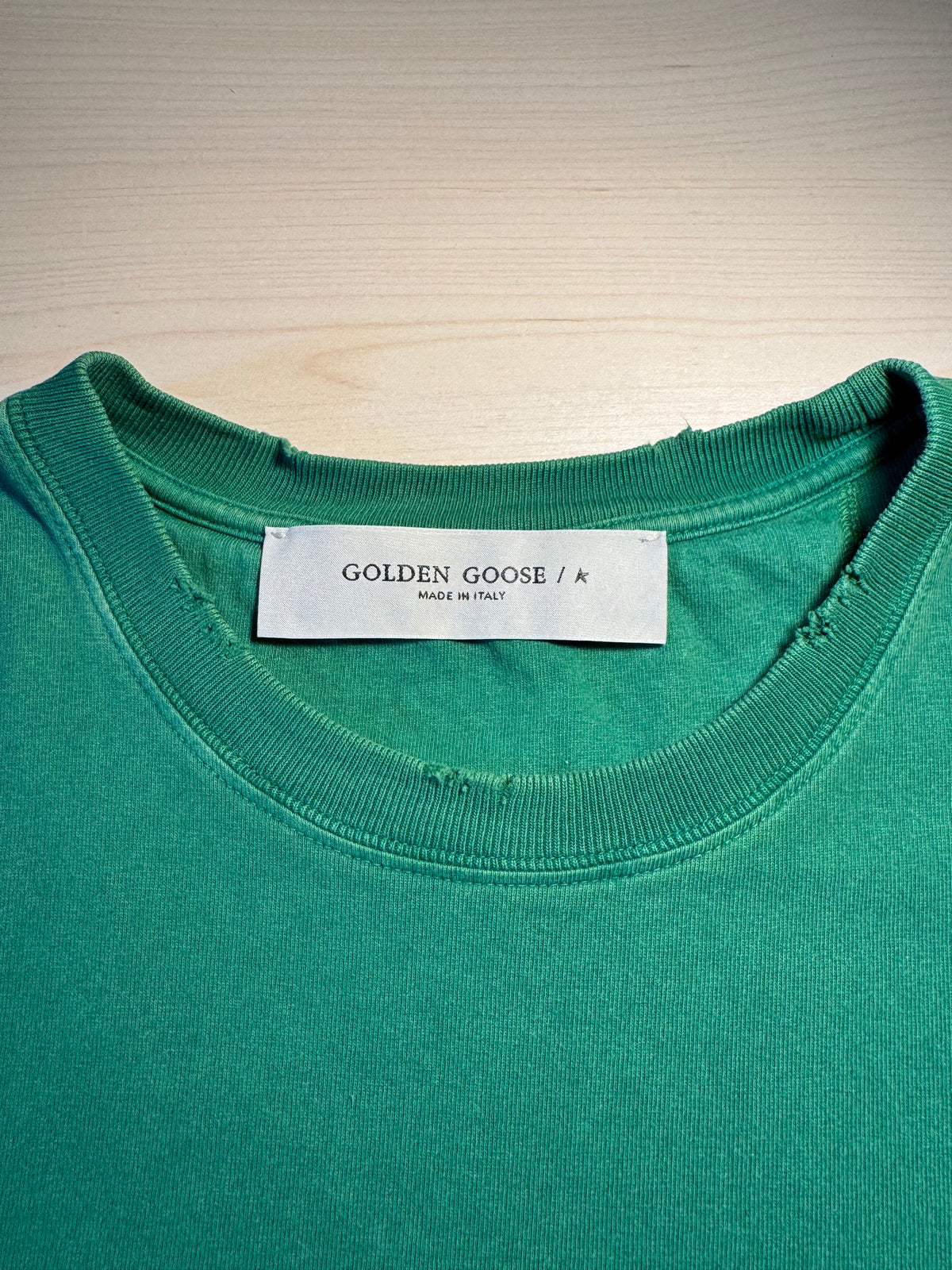 Maglia Golden Goose verde scritta "Golden"