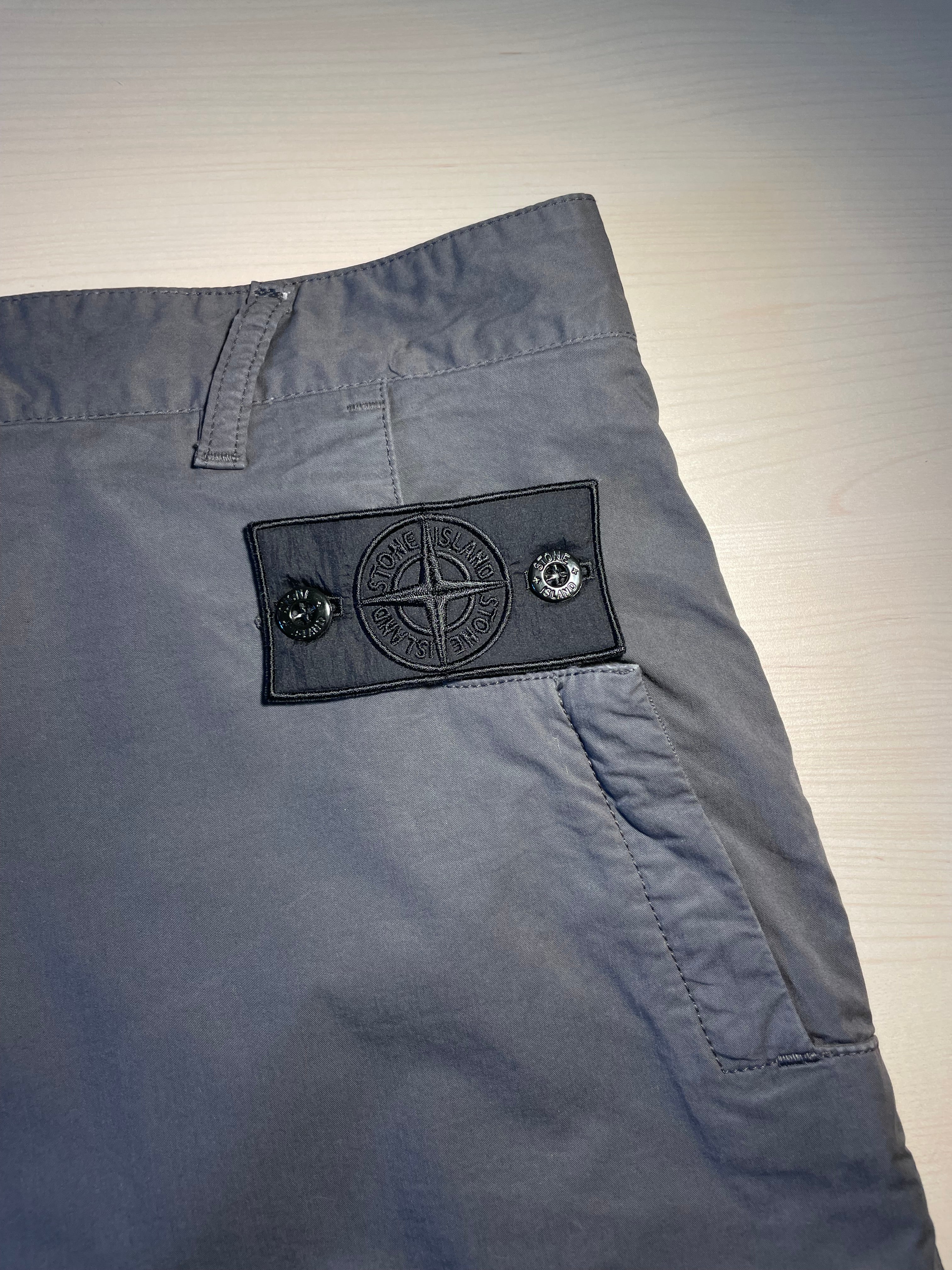 Pantaloni Stone Island Shadow Project cargo grigi