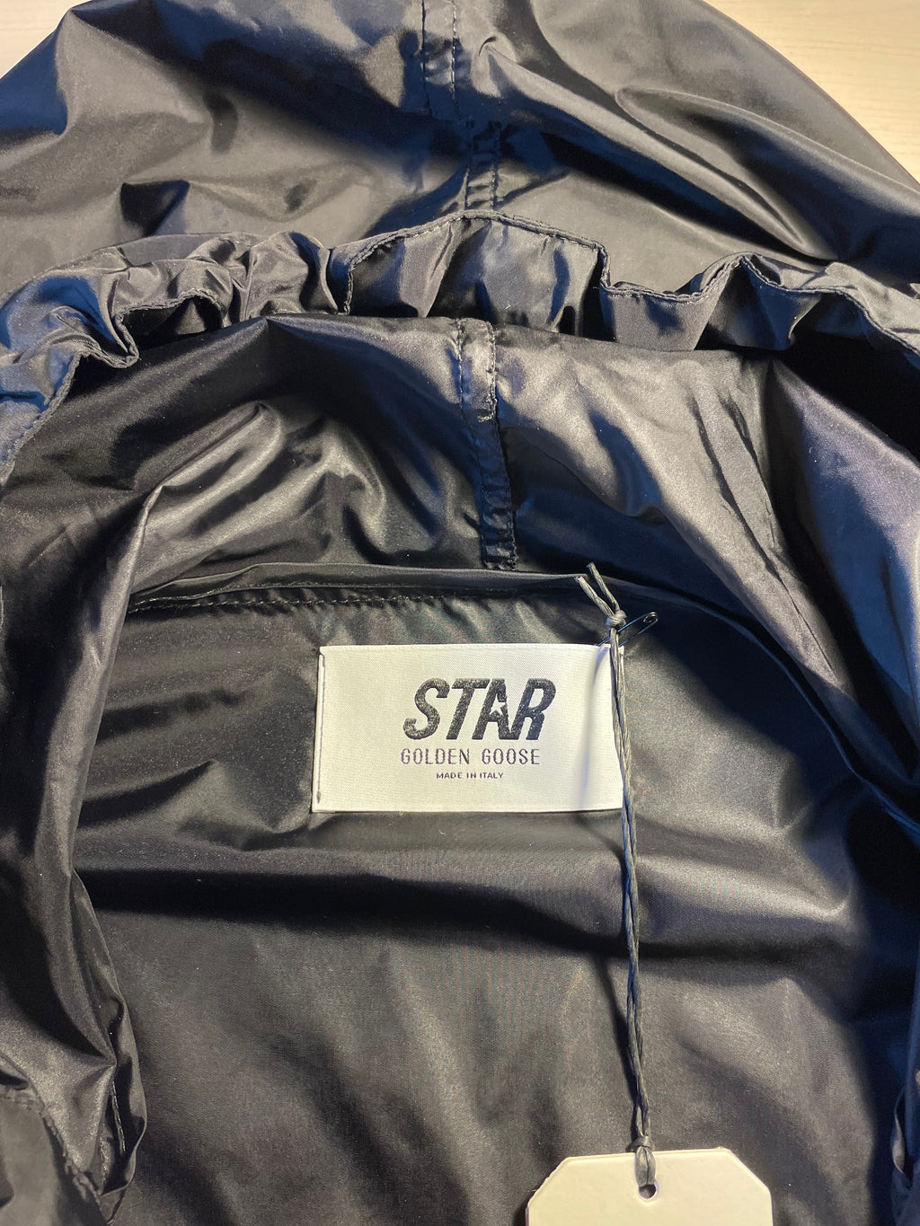 Giacca a vento Golden Goose star logo e stella bianchi nuova collezione