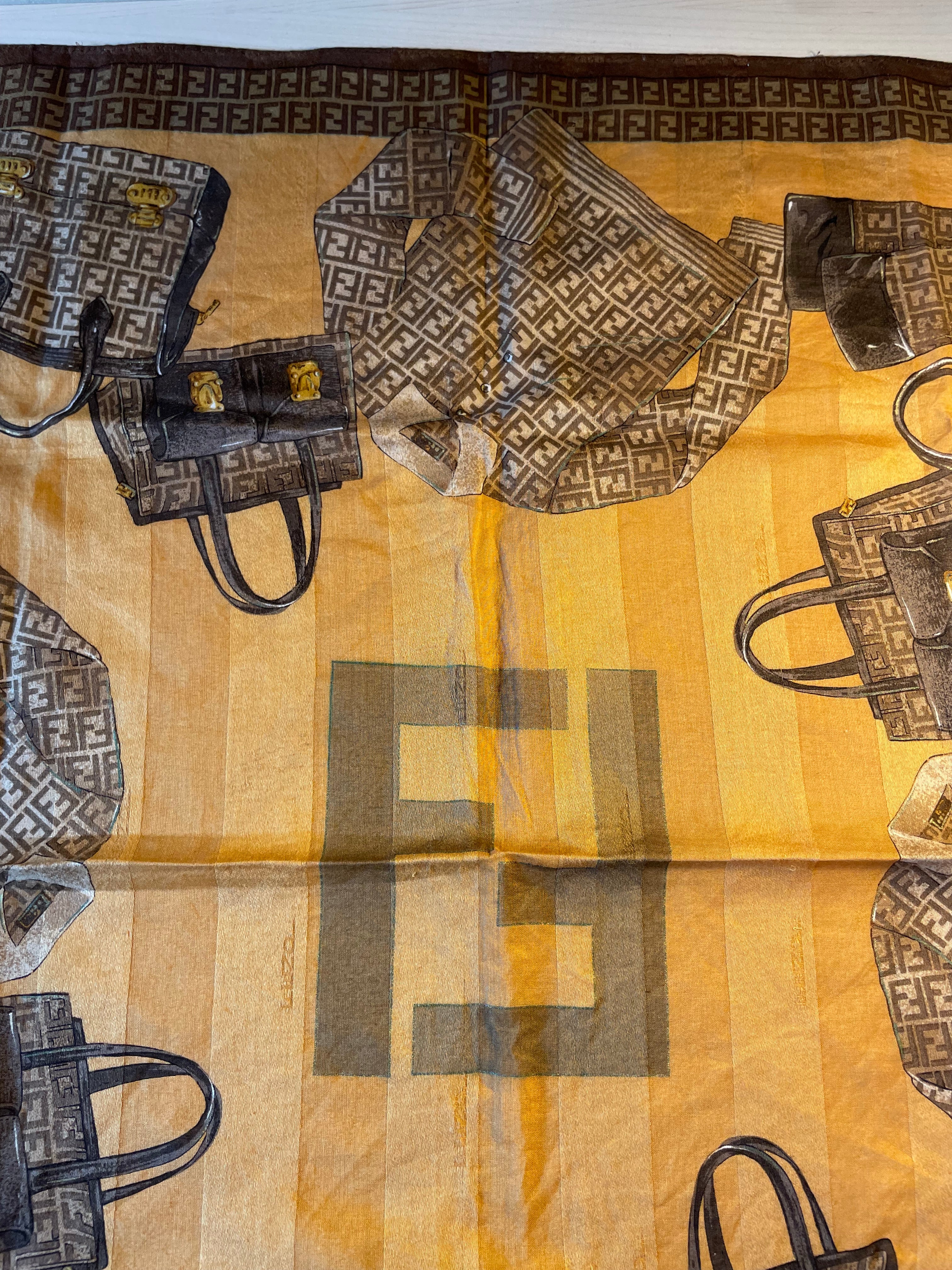 Foulard Fendi