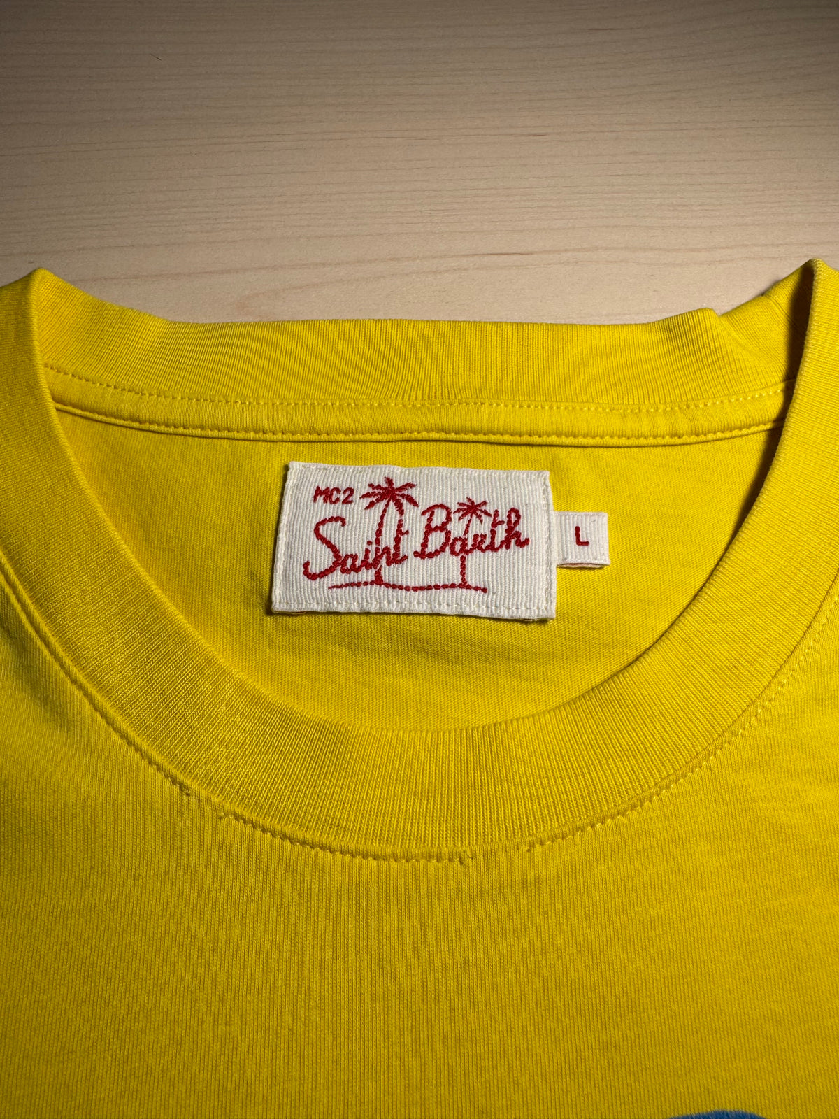 Maglia Saint Barth "Surfer in St. Barth” gialla