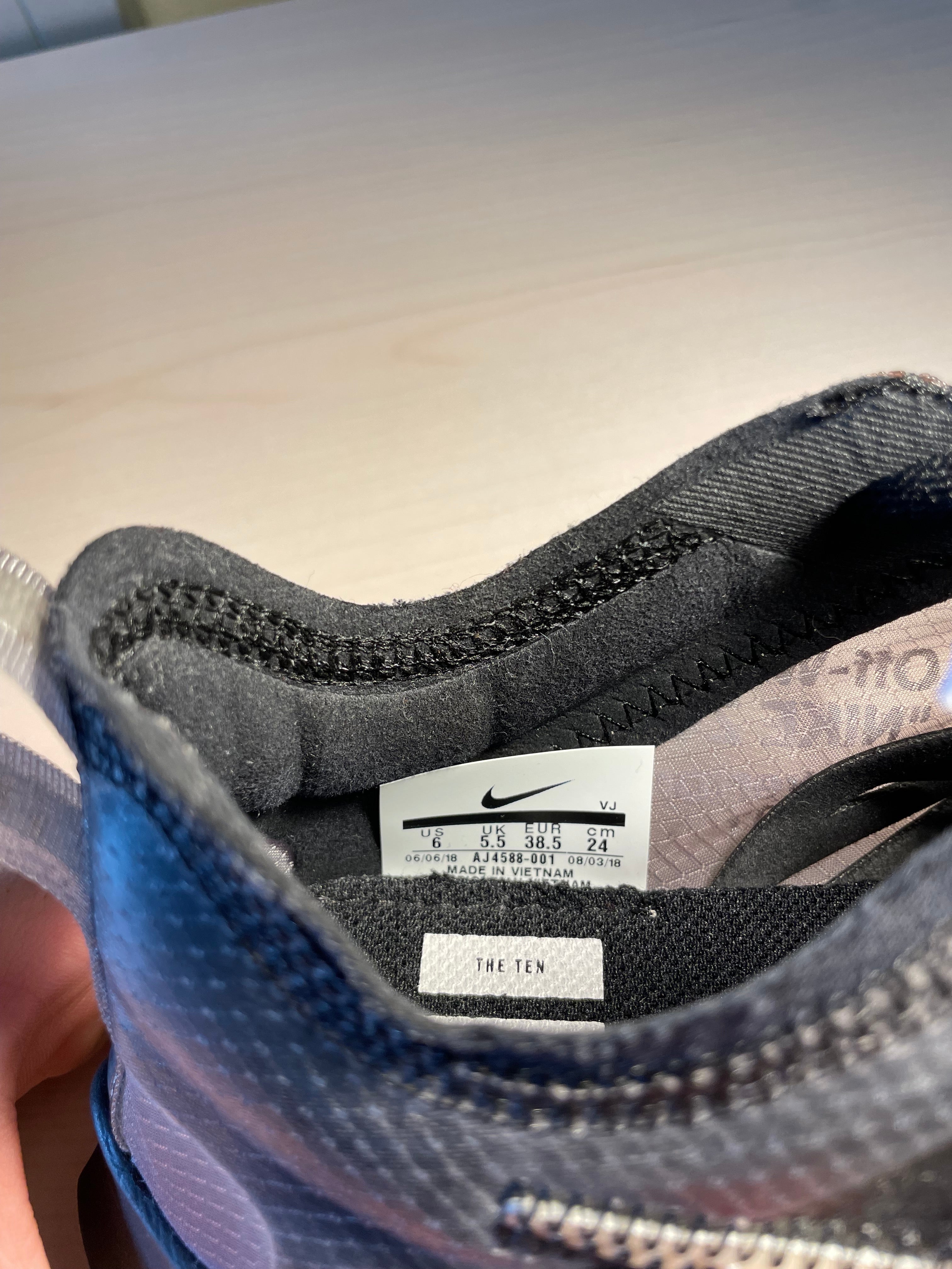 Nike X Off-White "Zoom Fly"