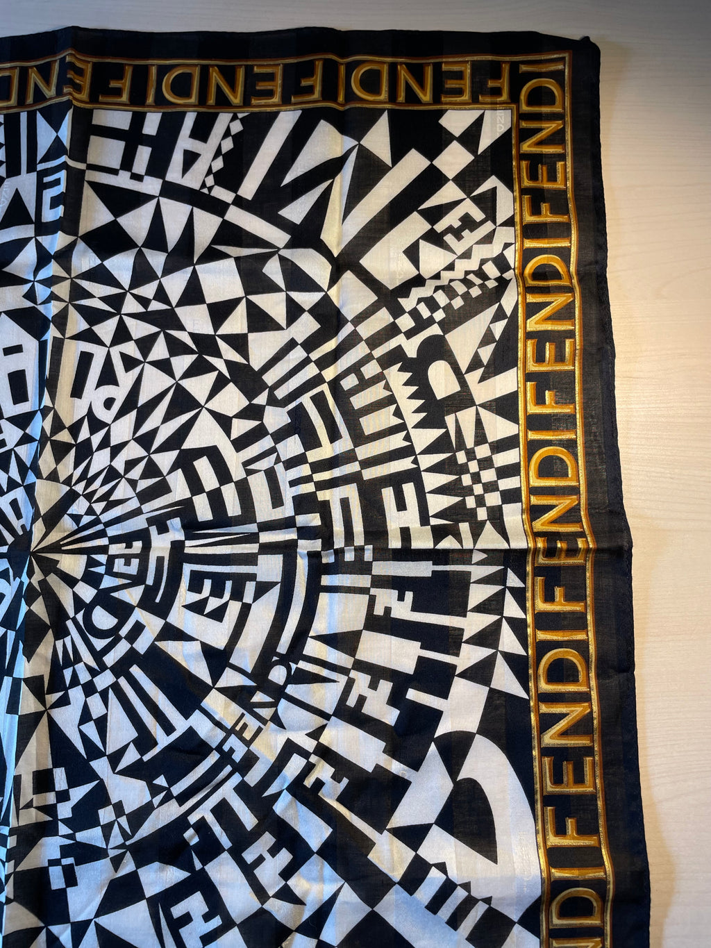 Foulard Fendi