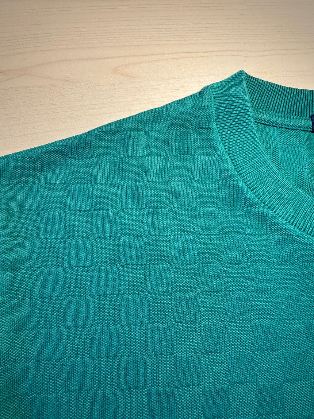 Maglia Louis Vuitton verde con taschino Damier