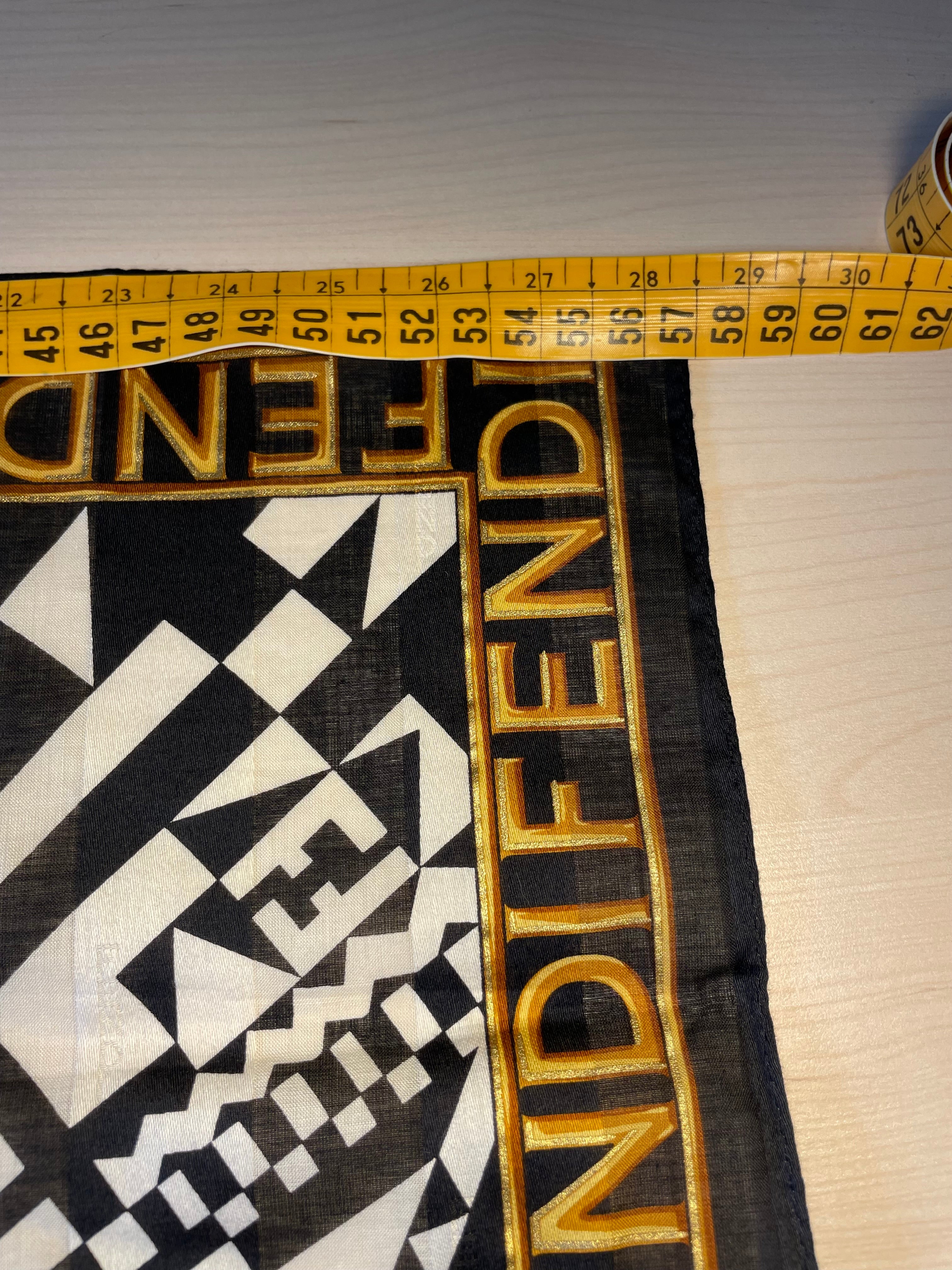 Foulard Fendi