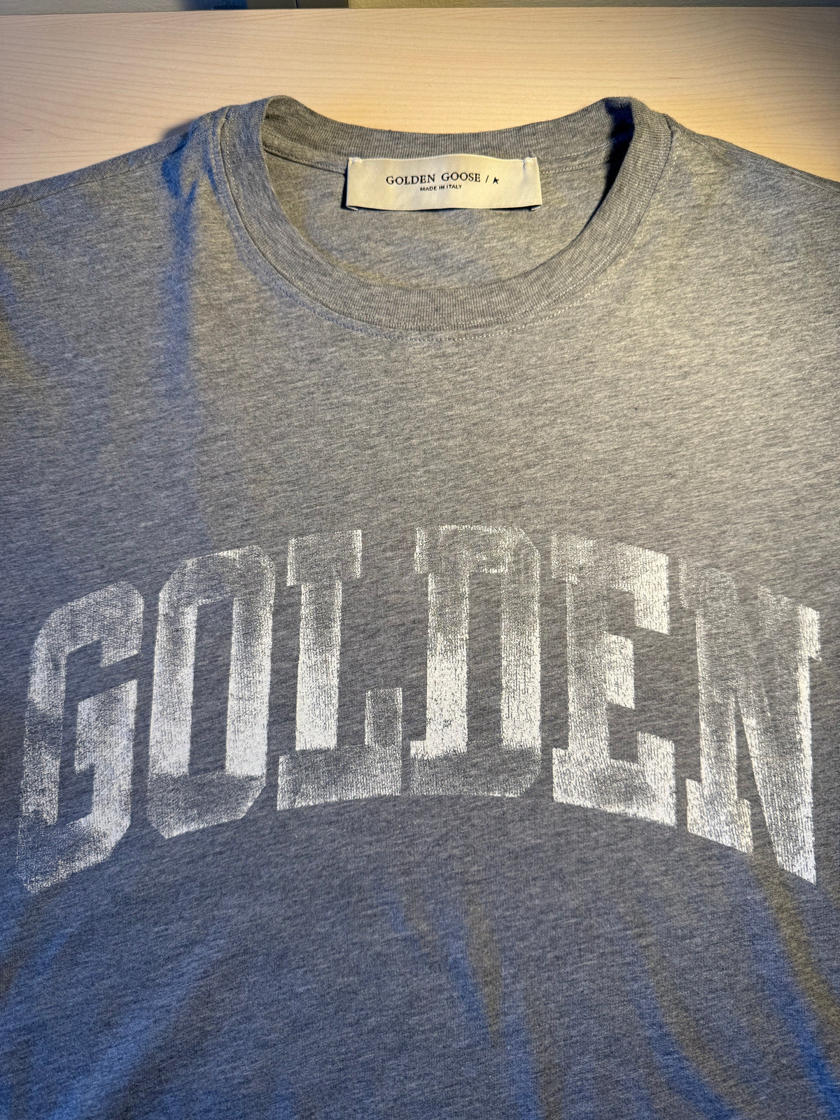 Maglia Golden Goose grigia scritta "Golden"