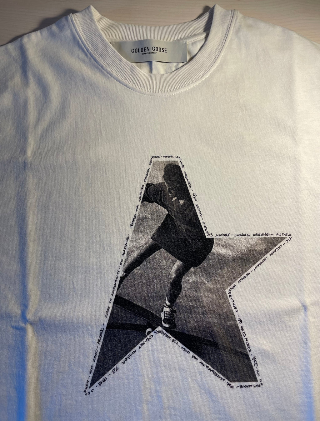 Maglia Golden Goose bianca con stampa a stella