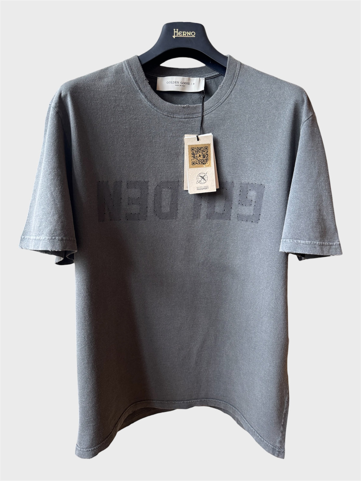 Maglia Golden Goose grigia trattamento distressed scritta Golden